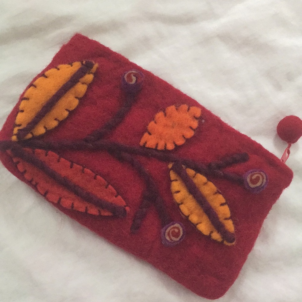 Handmade felted wool zippered clutch from Nepal